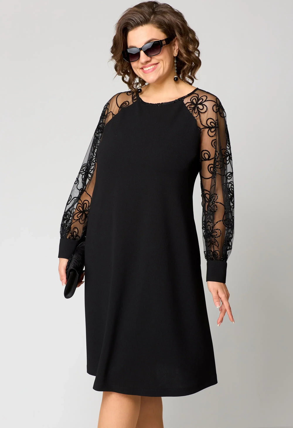 Cora Elegant Lace Dress alternate view